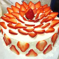 草莓蛋糕裱花的做法 步骤7