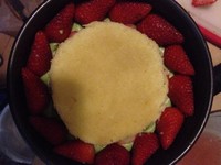 開心果醬草莓慕斯蛋糕（改自Ladur　e配方）的做法 步骤11