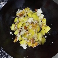 悶（土豆）洋芋飯的做法 步骤3