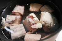 韓式辣白菜牛尾湯的做法 步骤1