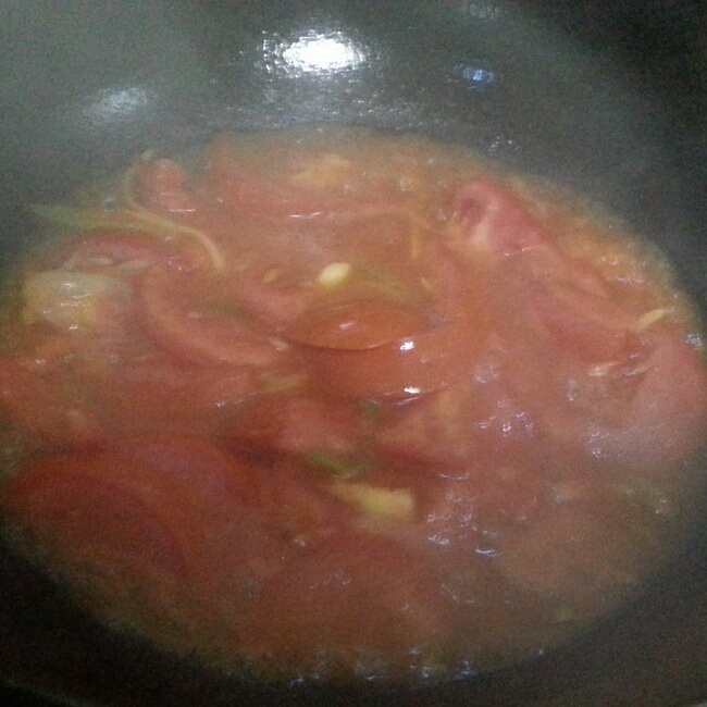 番茄魚頭湯的做法 步骤4