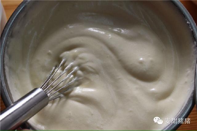 原味酸奶戚風蛋糕的做法 步骤10