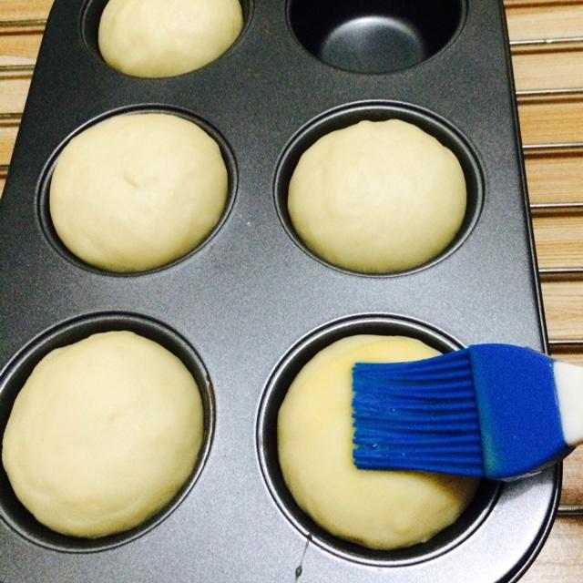 奶油杏仁小面包的做法 步骤3