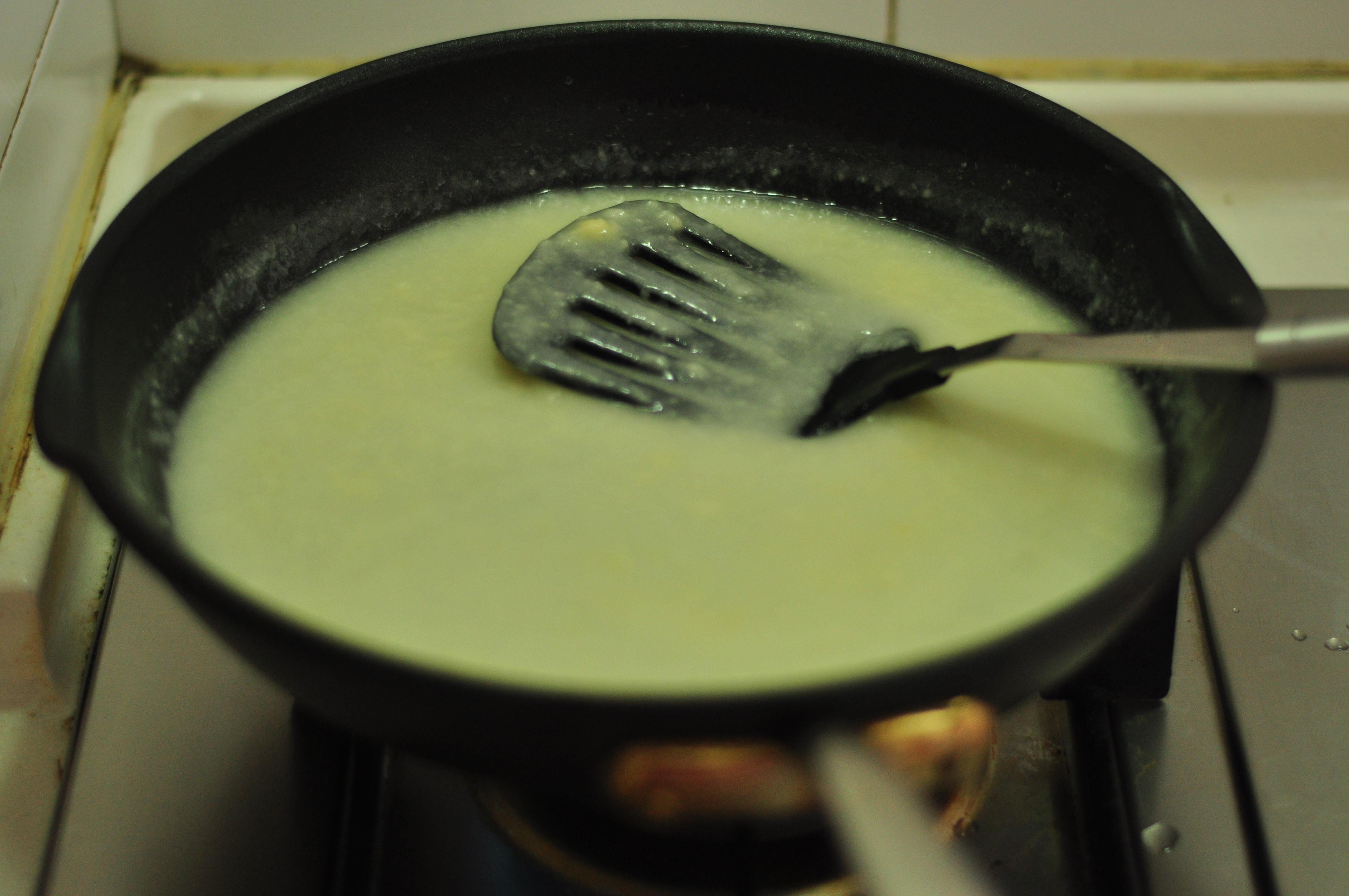 奶油蘑菇湯的做法 步骤3