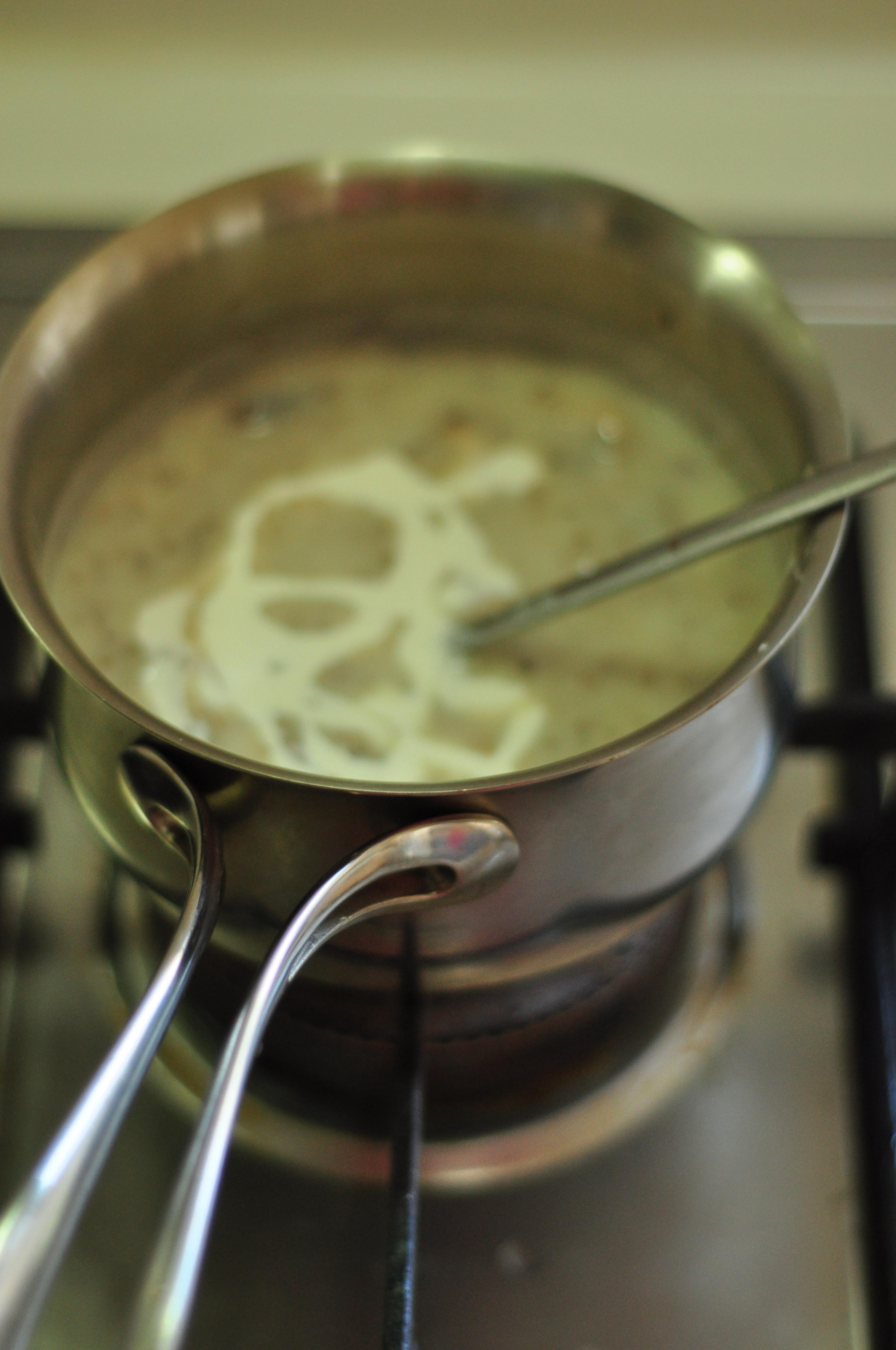 奶油蘑菇湯的做法 步骤6