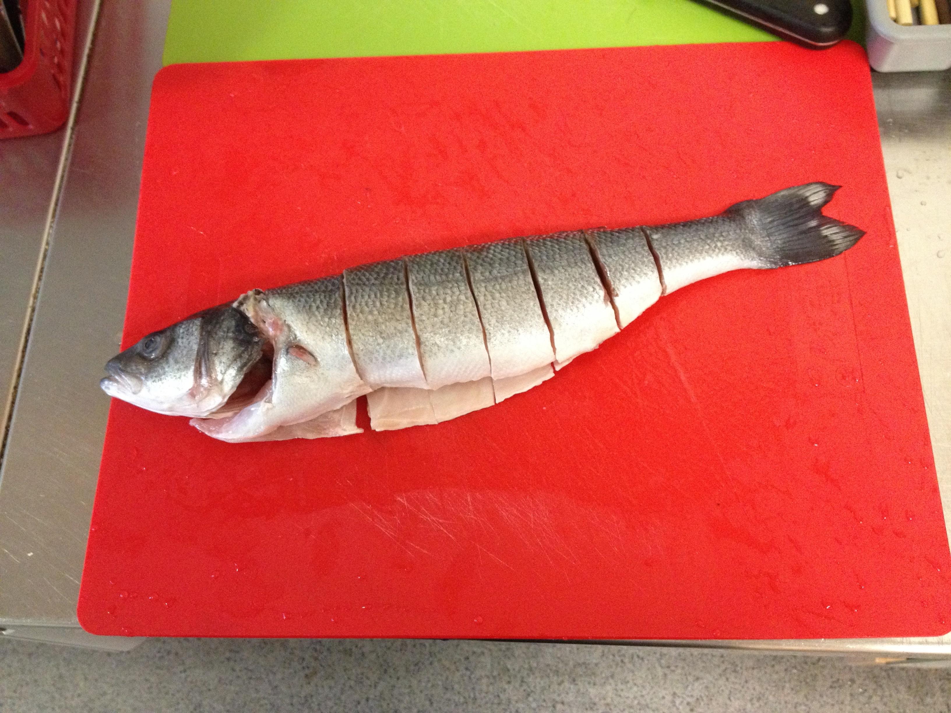 紅燒拖蛋瓦塊魚的做法 步骤1