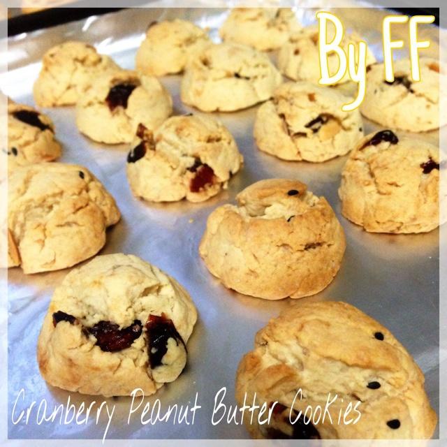 ✨蔓越莓花生醬小餅干 Cranberry peanut butter cookies的做法 步骤4