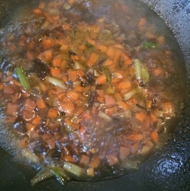 醬油香菇炒飯的做法 步骤4