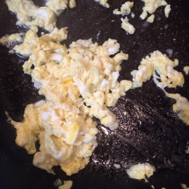 醬油香菇炒飯的做法 步骤5