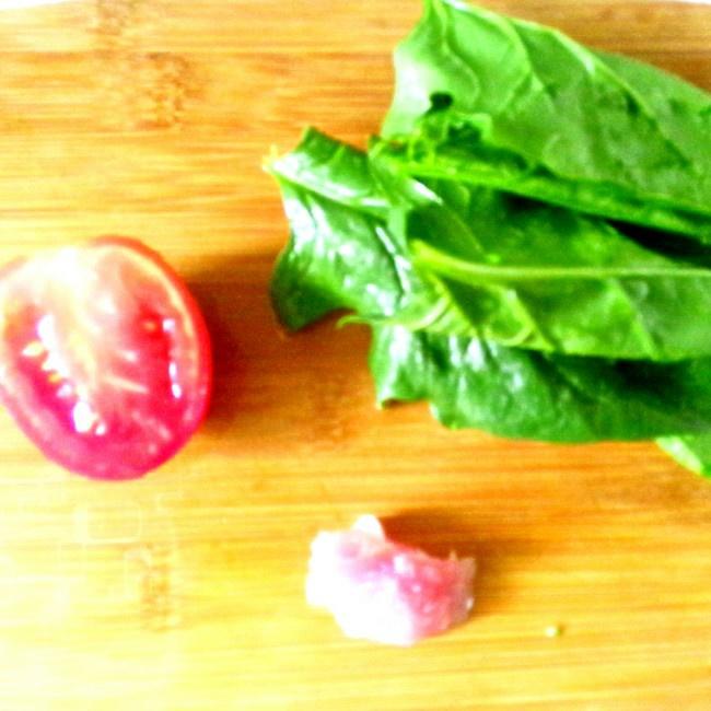 寶寶輔食-瘦肉西紅柿菠菜粥的做法 步骤2