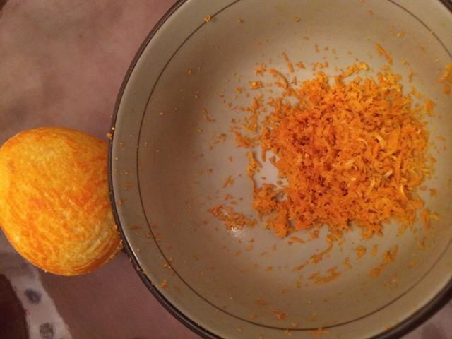 香橙蛋糕——橙香滿口妙不可言的做法 步骤1