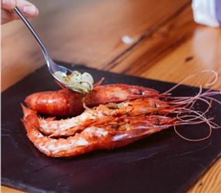 鹽焗西班牙緋紅蝦的做法 步骤5