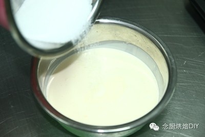 念廚烘焙DIY-焦糖布丁的做法 步骤3