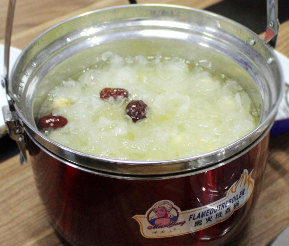 用離火續煮鍋炖銀耳蓮子湯的做法的做法 步骤9