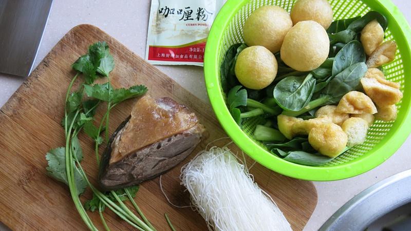 咖喱牛肉粉絲湯的做法 步骤1