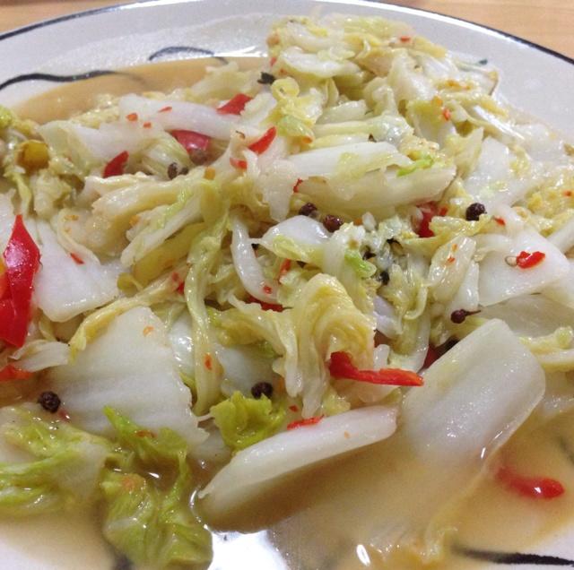 今天在下廚房曬曬第一單，「酸辣大白菜」「紫菜蝦皮湯」「自家娘惹辣椒醬」「蝦皮搗蛋」的做法 步骤5
