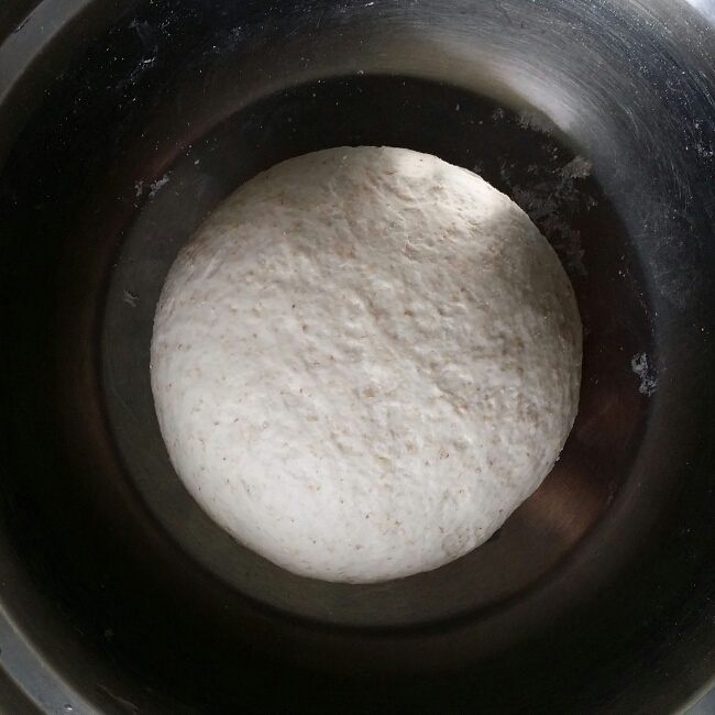 全麥法式小餐包（海綿酵種）的做法 步骤2