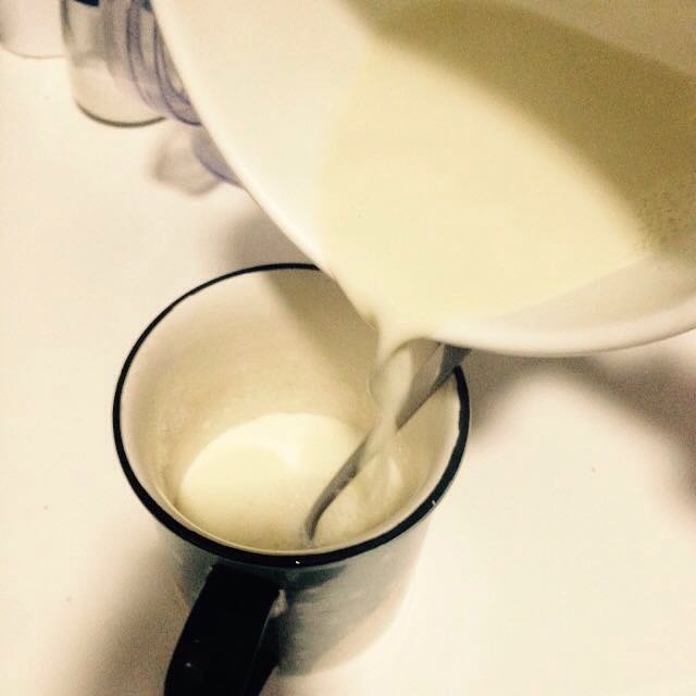 自制豆奶---兒時的味道. 用豆漿制作.並非豆漿的做法 步骤4