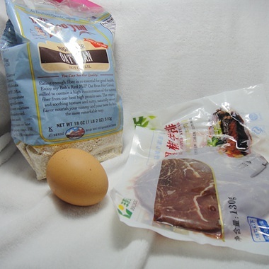 燕麥麩牛肉餅-杜坎減肥篇的做法 步骤1
