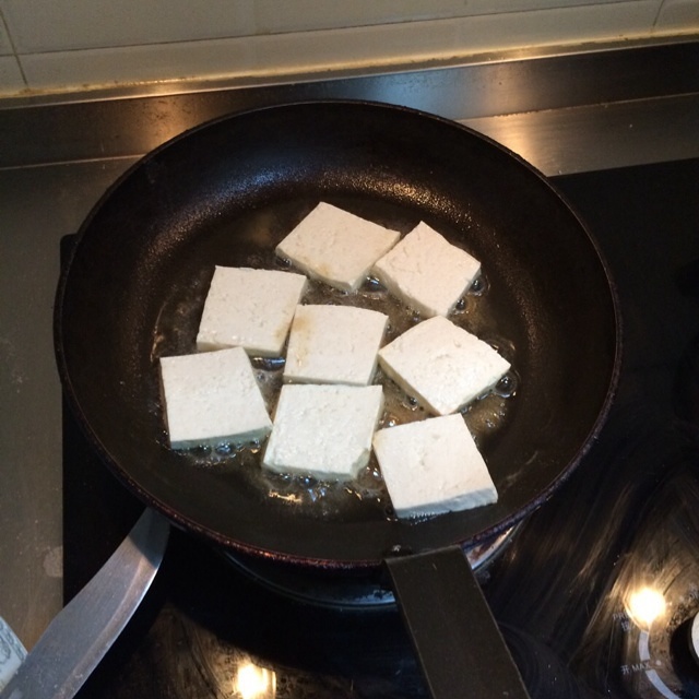 香煎嫩豆腐的做法 步骤1