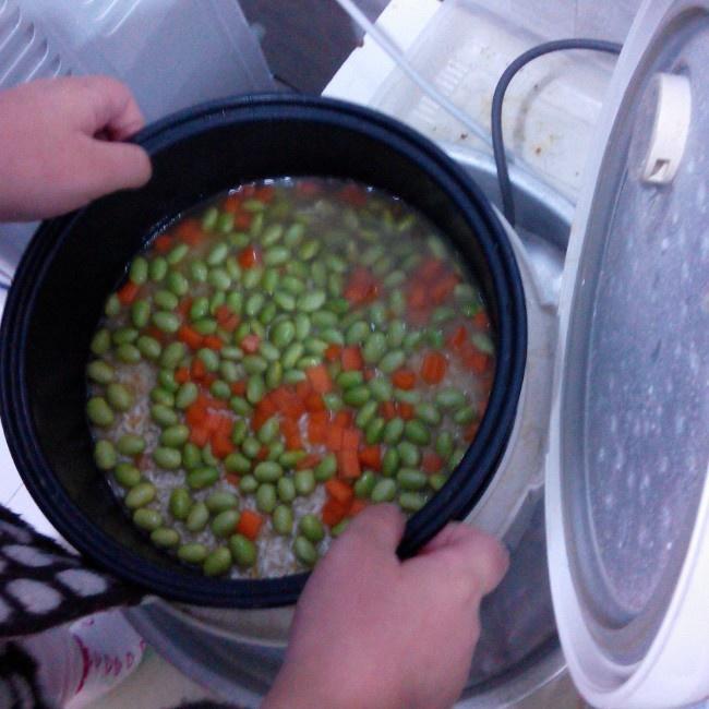 糯香排骨飯電飯煲燜飯系列(七歲兒童版)的做法 步骤12