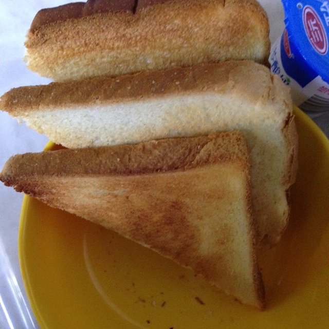 清新早餐︰火腿酸黃瓜芝士三明治的做法 步骤3