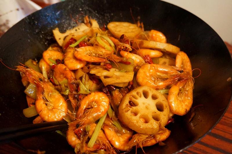 全步驟的 干鍋香辣蝦-喜歡吃辣的按照這個方法來的做法 步骤12