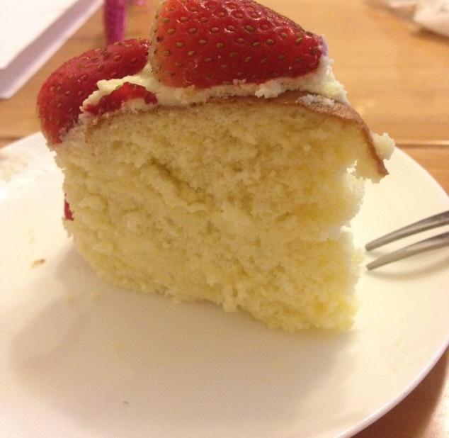 草莓奶油裝飾蛋糕的做法 步骤6