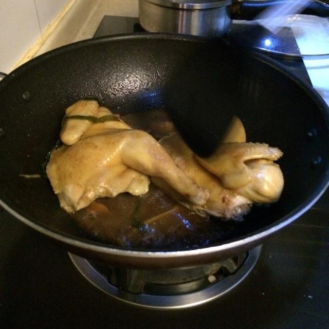 醬油燜雞的做法 步骤8
