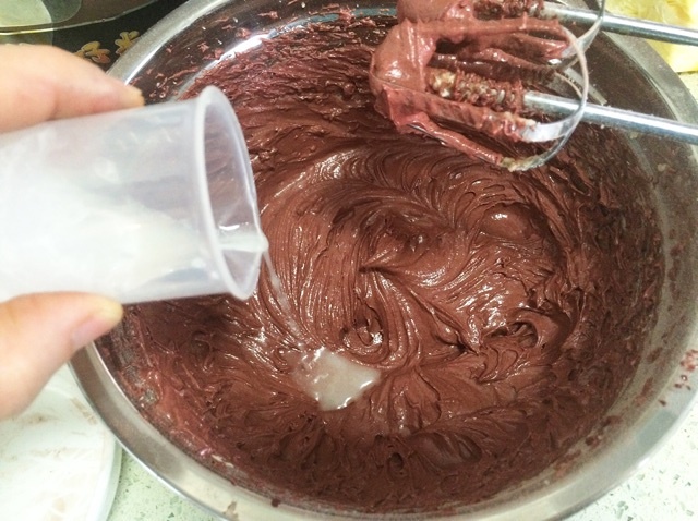 Red Velvet Cake紅絲絨蛋糕（6寸）的做法 步骤4