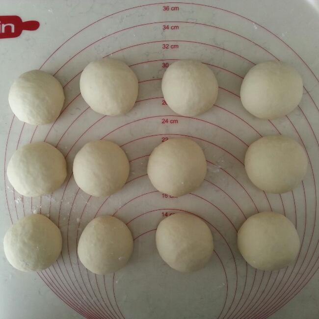 椰蓉泡漿面包的做法 步骤4