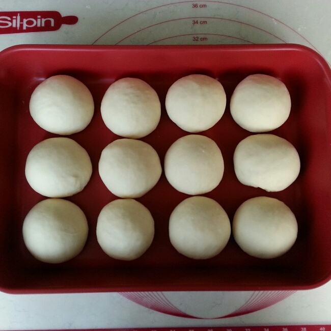 椰蓉泡漿面包的做法 步骤5