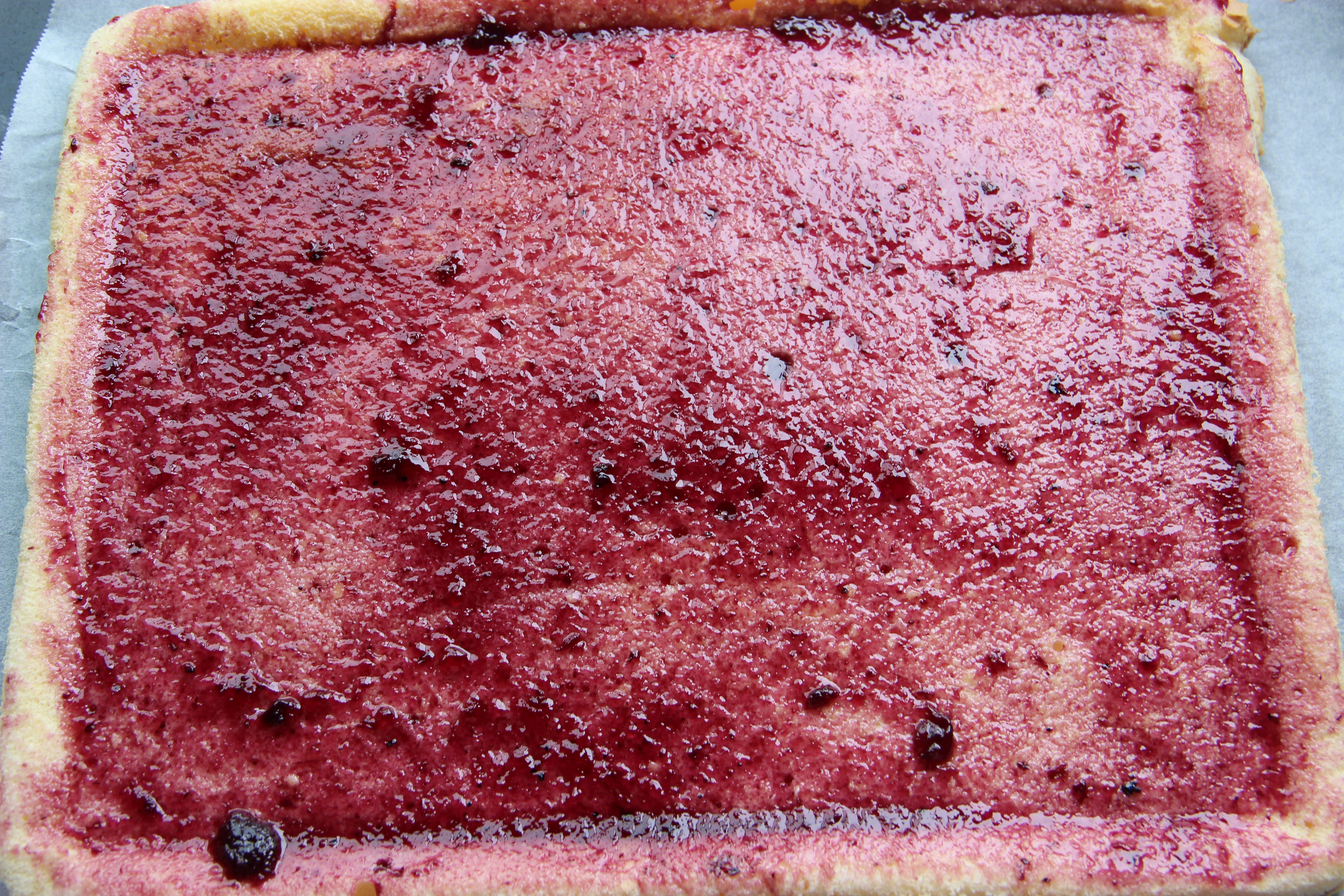 千葉紋藍莓果醬卷的做法 步骤8