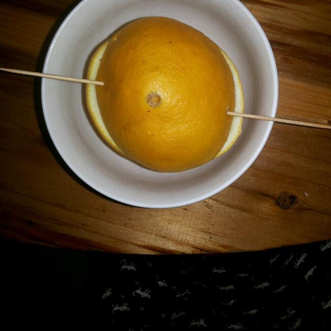 鮮橙蒸蛋的做法 步骤2