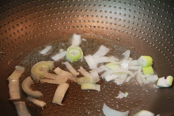 暖心健康的白菜豆腐湯的做法 步骤6
