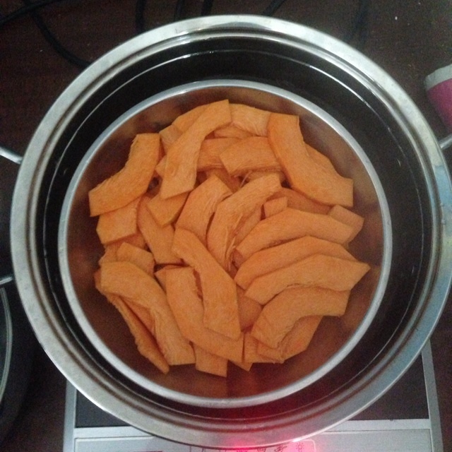 香煎紫薯南瓜餅的做法 步骤1