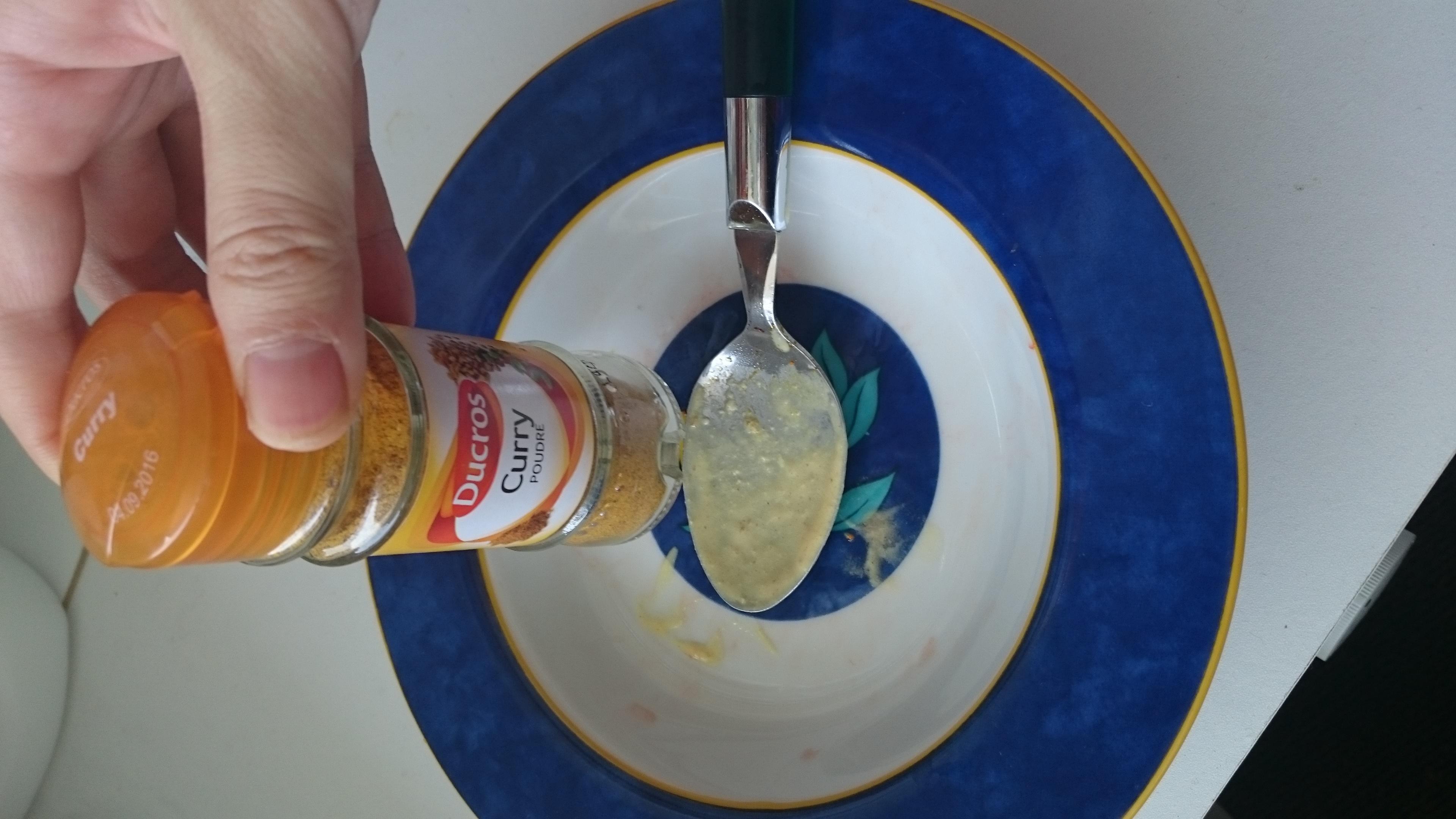 Curry de lotte au lait de coco et aux poivrons (簡單咖喱江鱈魚）的做法 步骤4