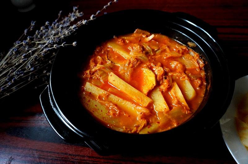 韓國辣白菜土豆湯-泡菜湯的做法 步骤5