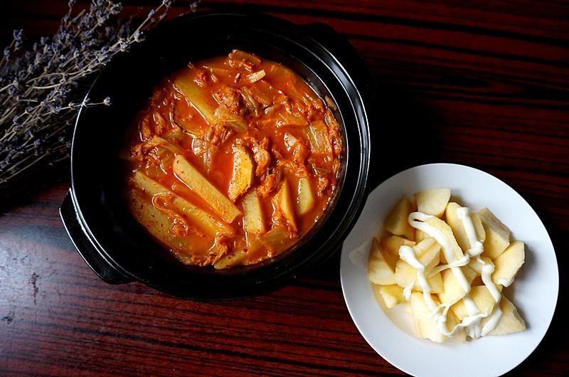 韓國辣白菜土豆湯-泡菜湯的做法 步骤6