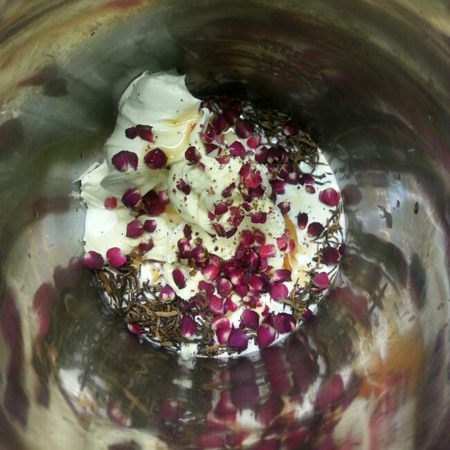 玫瑰紅茶隻果雪藏乳酪蛋糕 （電壓鍋版）的做法 步骤1