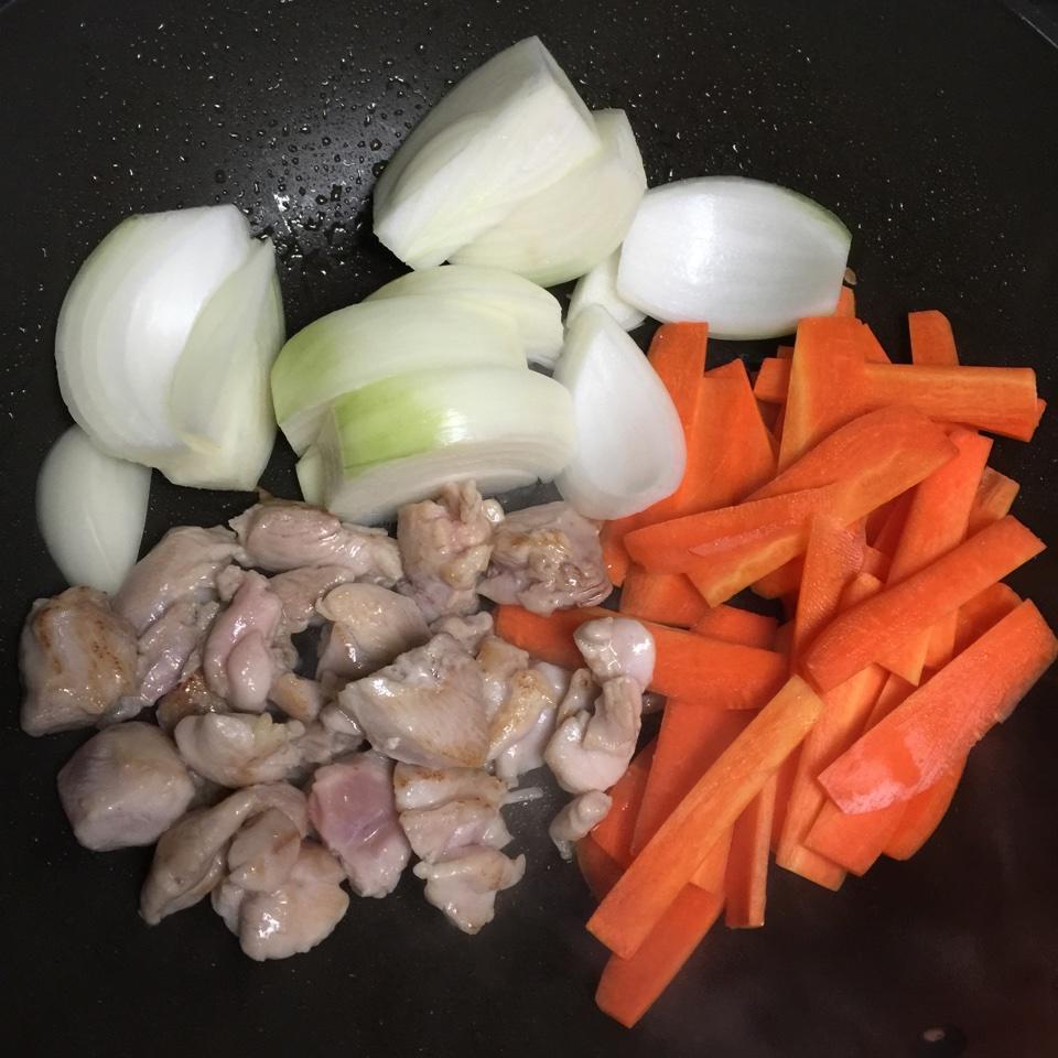 日式雞肉蔬菜奶油湯的做法 步骤6