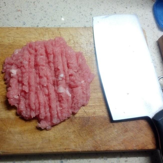 黃瓜鮮肉餛飩的做法 步骤1
