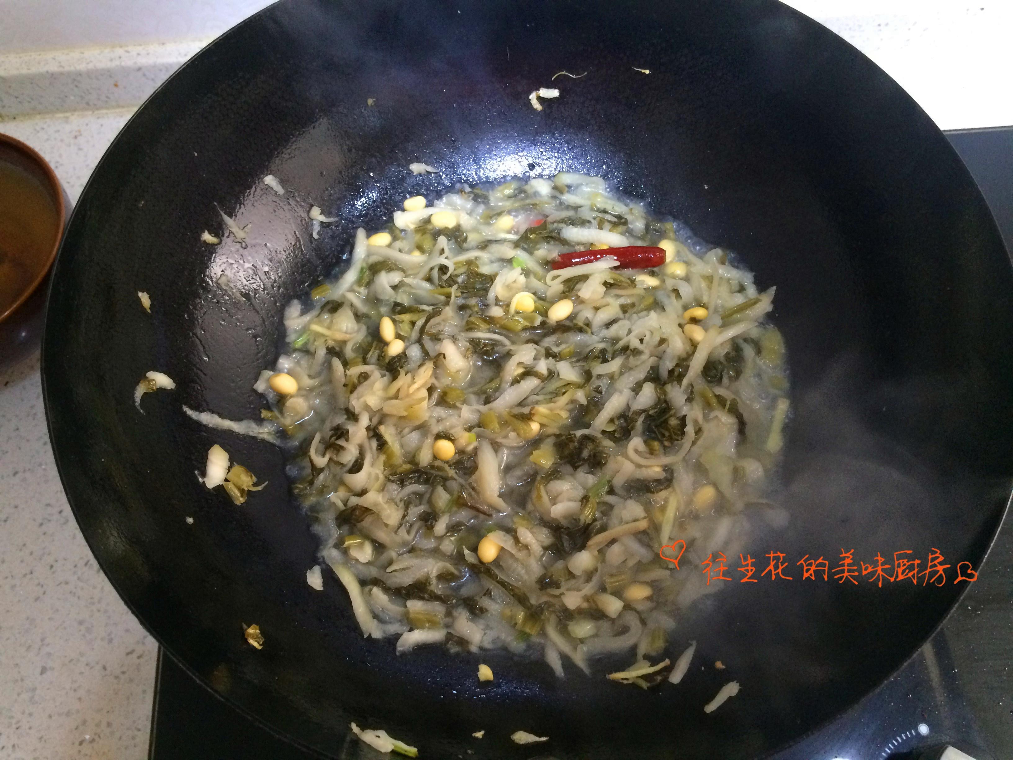 山西酸菜燜饅頭的做法 步骤4