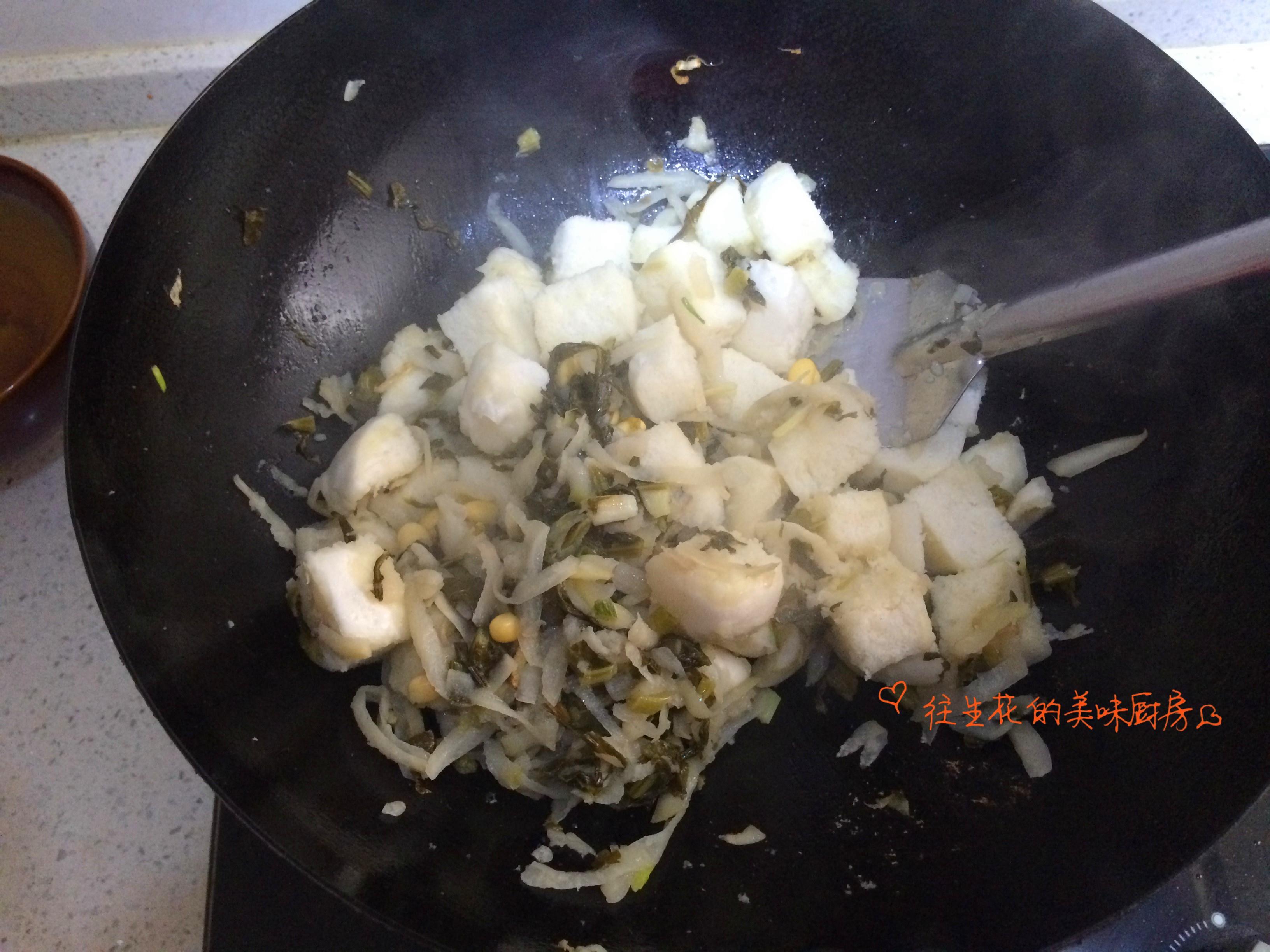 山西酸菜燜饅頭的做法 步骤6