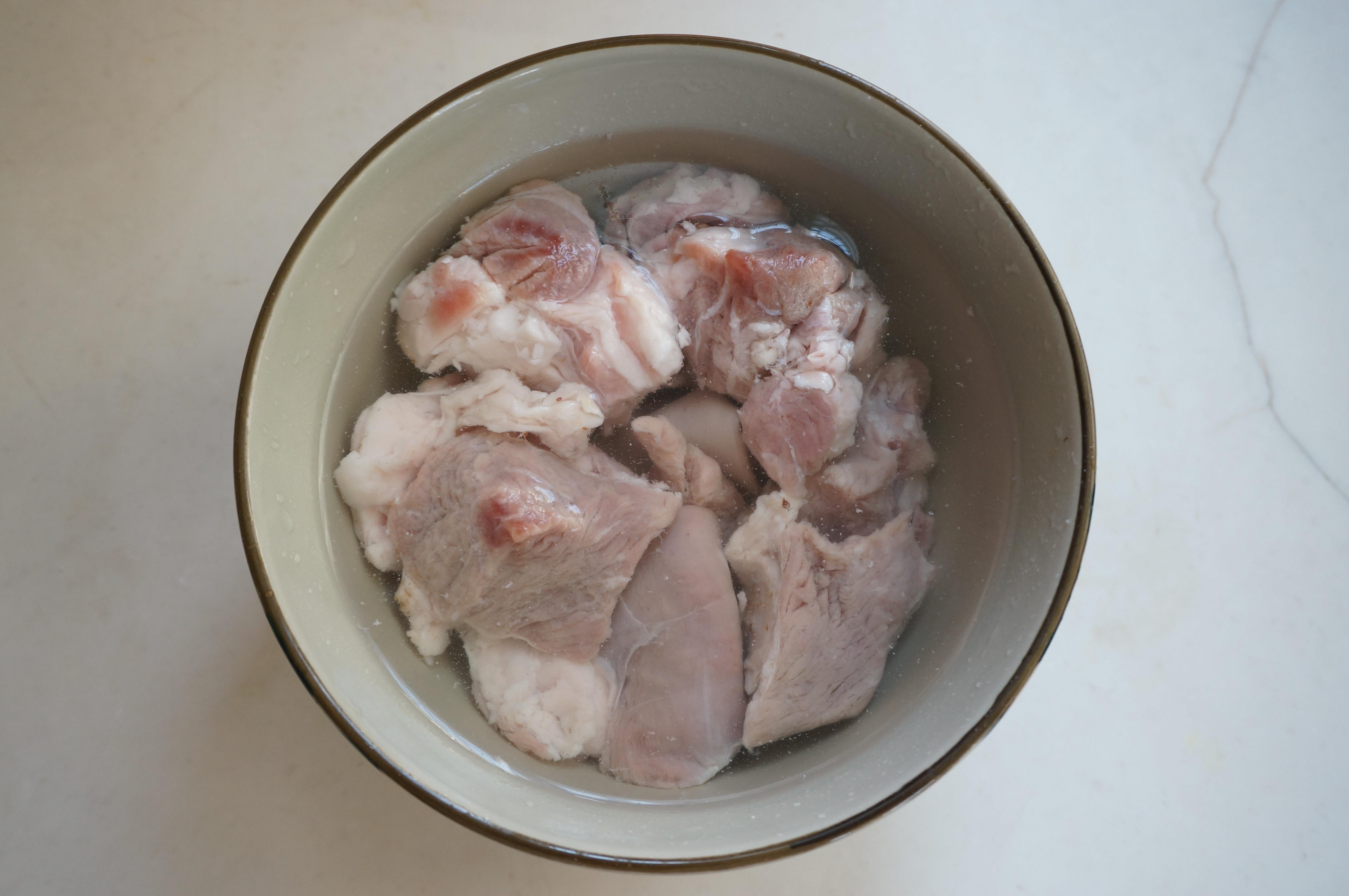 噴香羊肉燜飯的做法 步骤1