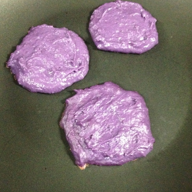 寶寶輔食︰奶香紫薯餅（12m+）的做法 步骤6