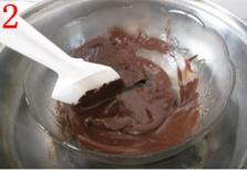 巧克力熔漿蛋糕的做法 步骤2