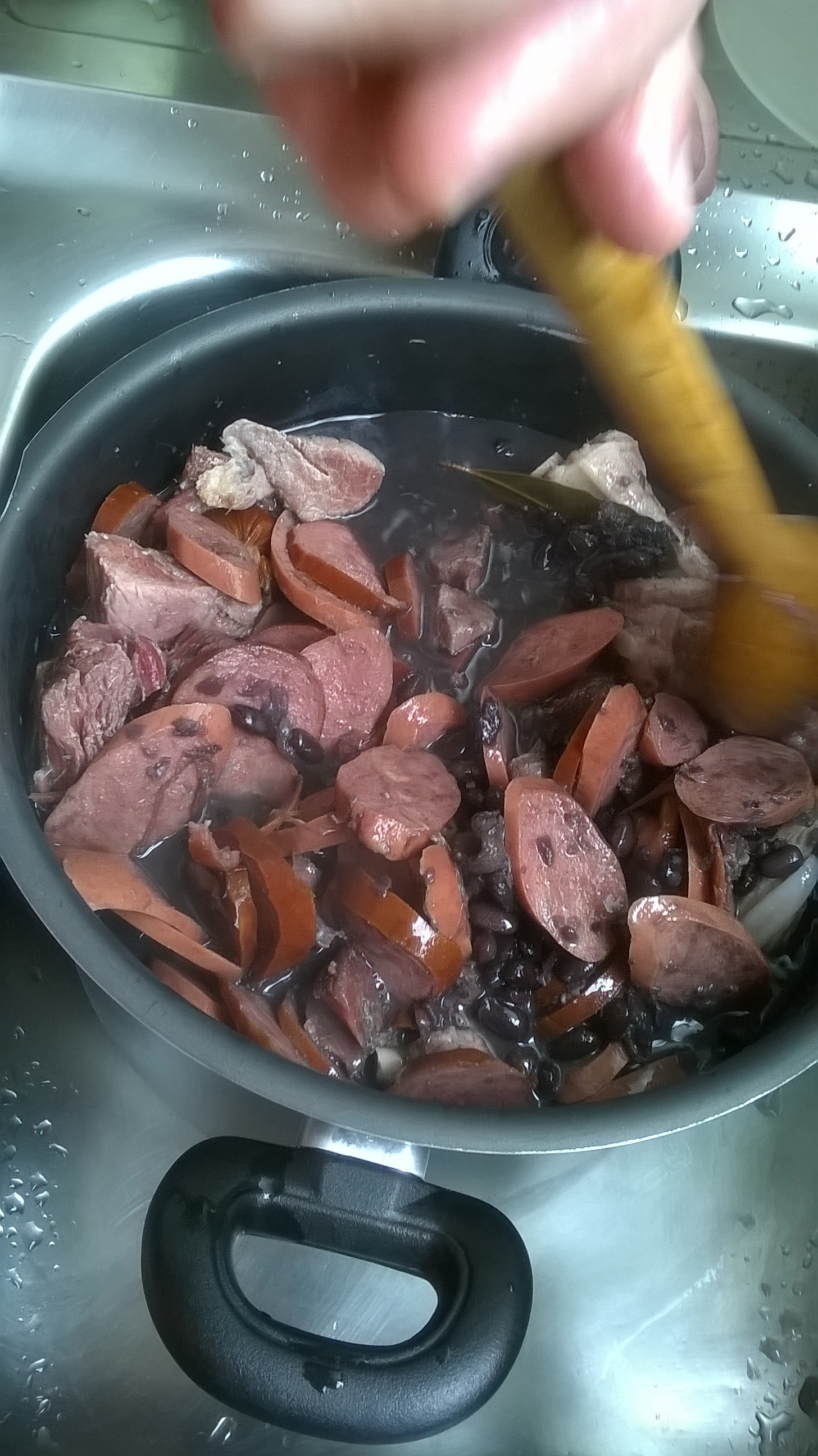 巴西國菜 黑豆炖肉飯 feijoada (6人份)的做法 步骤22