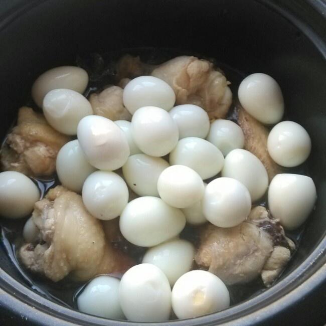 電飯鍋版鹵雞翅鵪鶉蛋的做法 步骤6