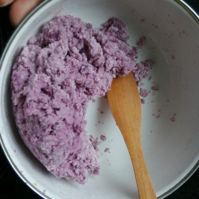 紫薯紅糖饅頭的做法 步骤2